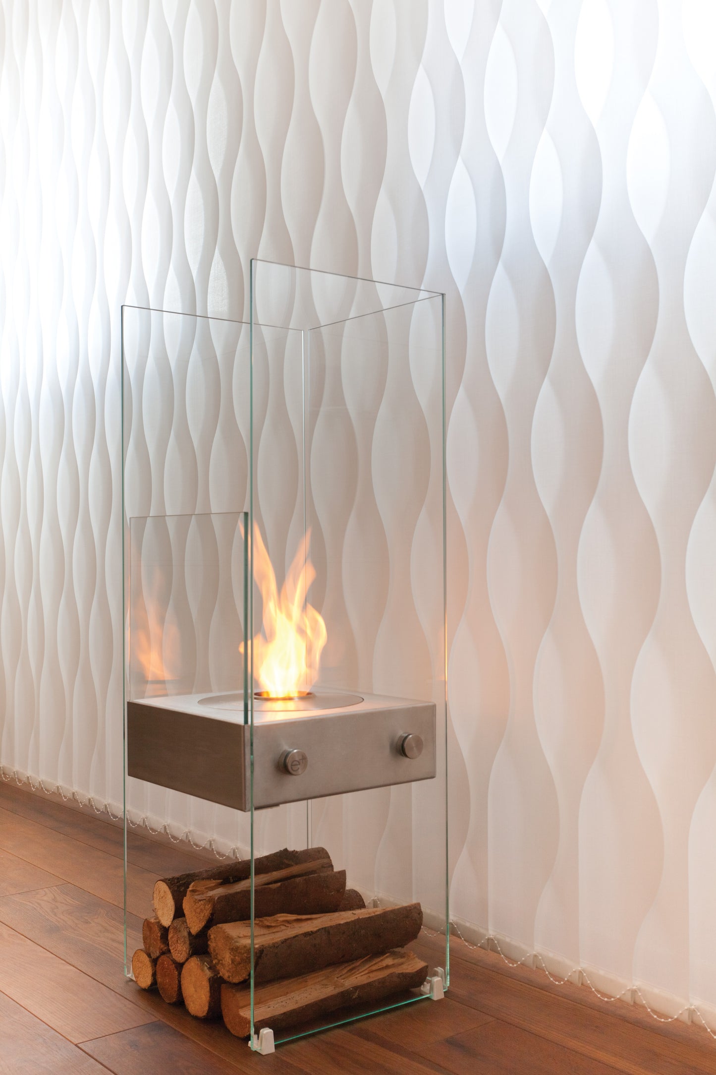EcoSmart Ghost Designer Fireplace